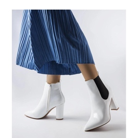 Vita patentkängor med dragkedja 1