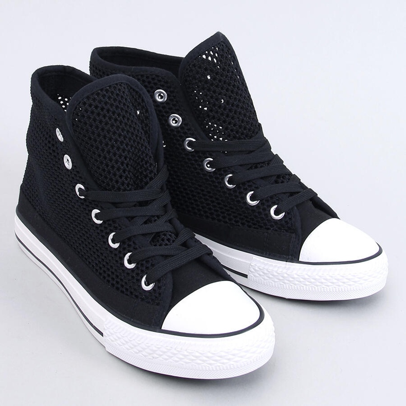 Genombrutna high-top sneakers Svarta 1
