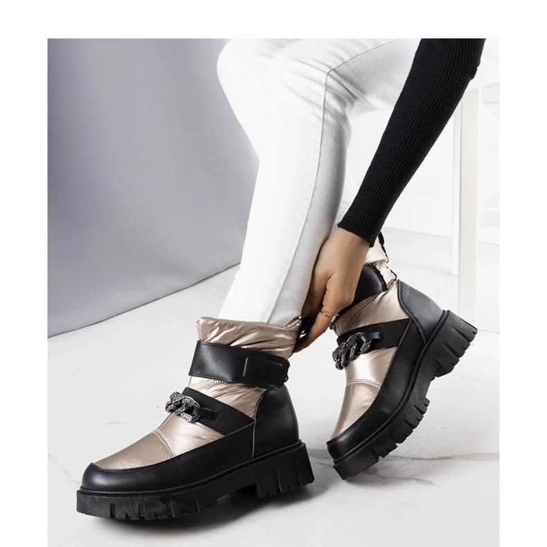 Guld snöstövlar med kedja Ephraim - Solea 1