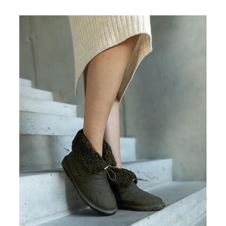 Gröna isolerade snöstövlar med manschett Caellita - Solea 2