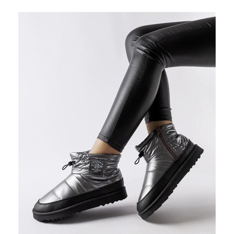 Grå Lee Cooper LCJ-23-44-1966L snökängor svart 1