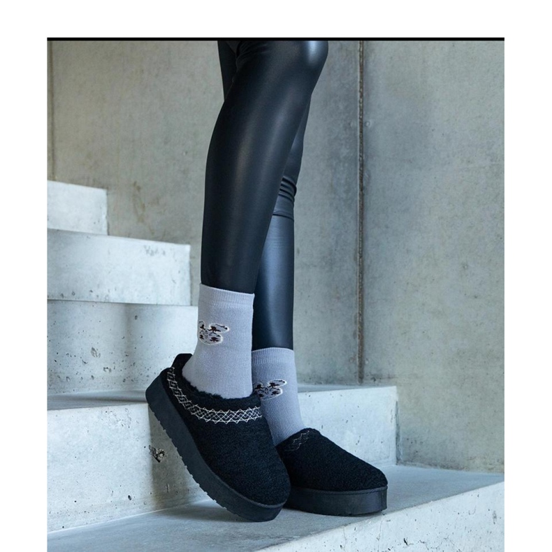 Plattformssnöskor med broderat mönster svart 2