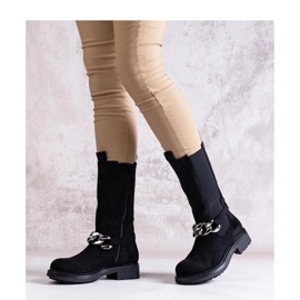 Svarta ankelstövlar för kvinnor dekorerade med en kedja 1