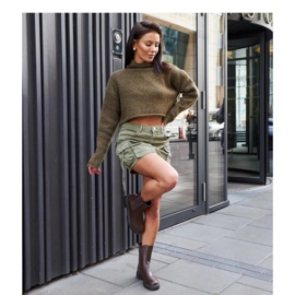 Bruna höga stövlar dekorerade med zirkoner 1