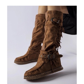 Bruna stövlar med inomhuskil 1