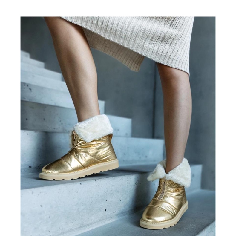 Guldisolerade snöstövlar med krage gyllene 1