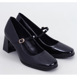 Maddoi Black patenterade högklackade pumps svart 1