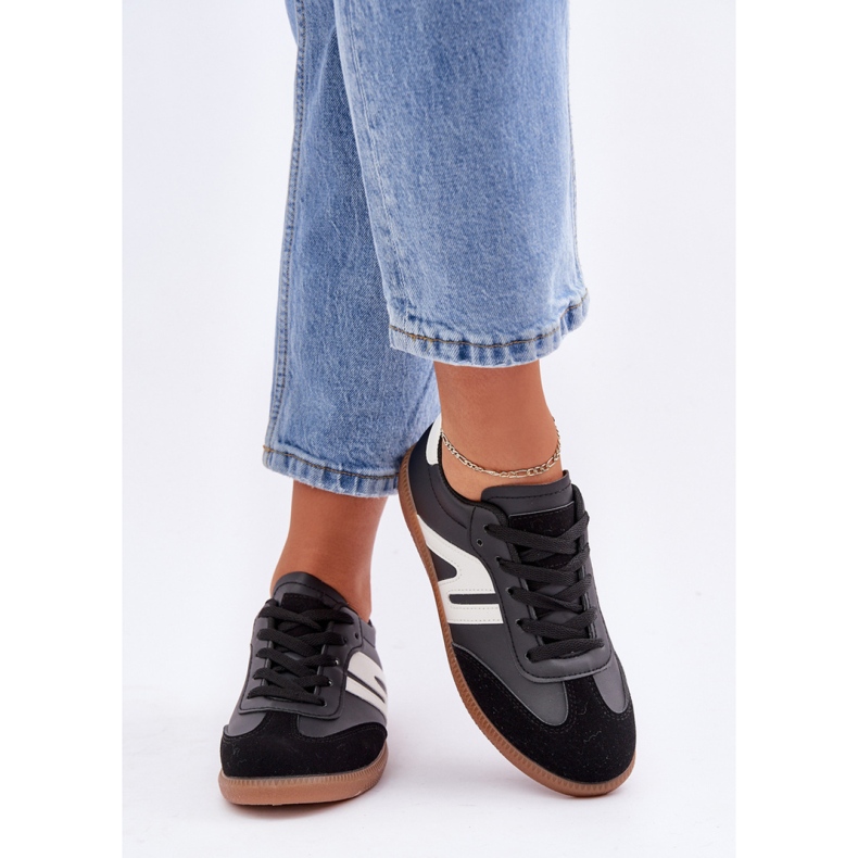 7112 svarta sportskor med snörning 1