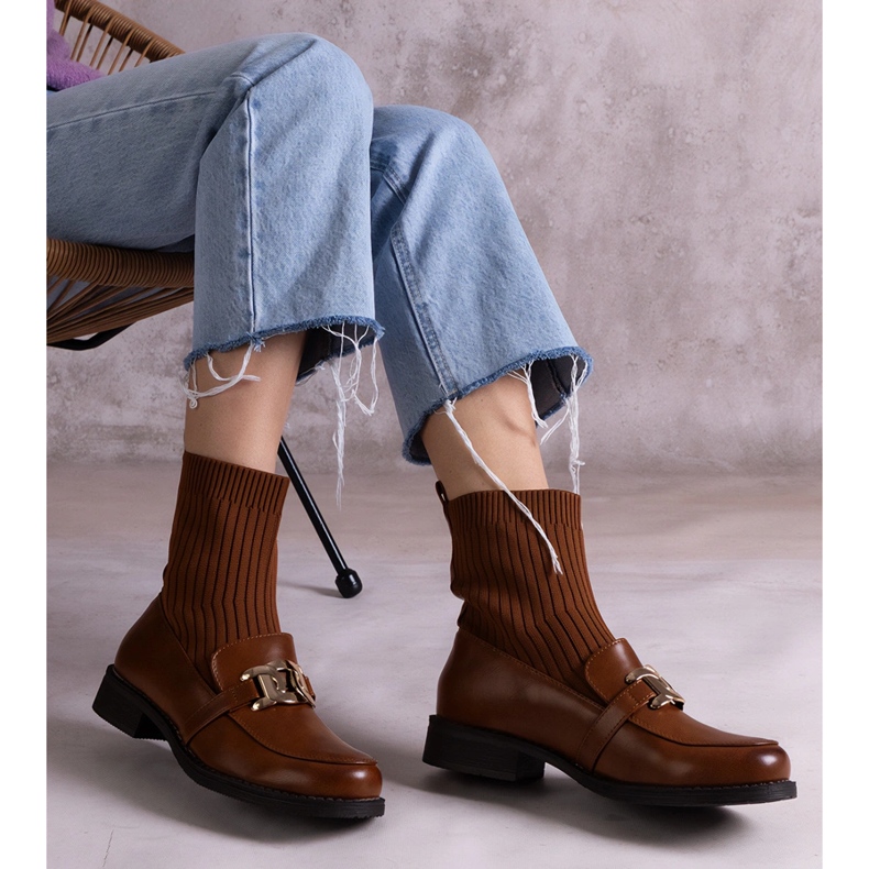 Bruna stövlar med ovandel i tyg 1