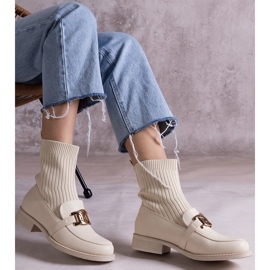 Beige stövlar med ovandel i tyg 1