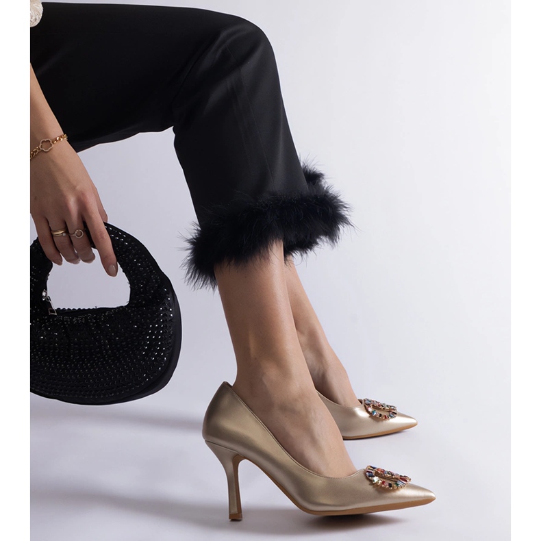 Högklackat guld dekorerade med färgglada zirkoner gyllene 2