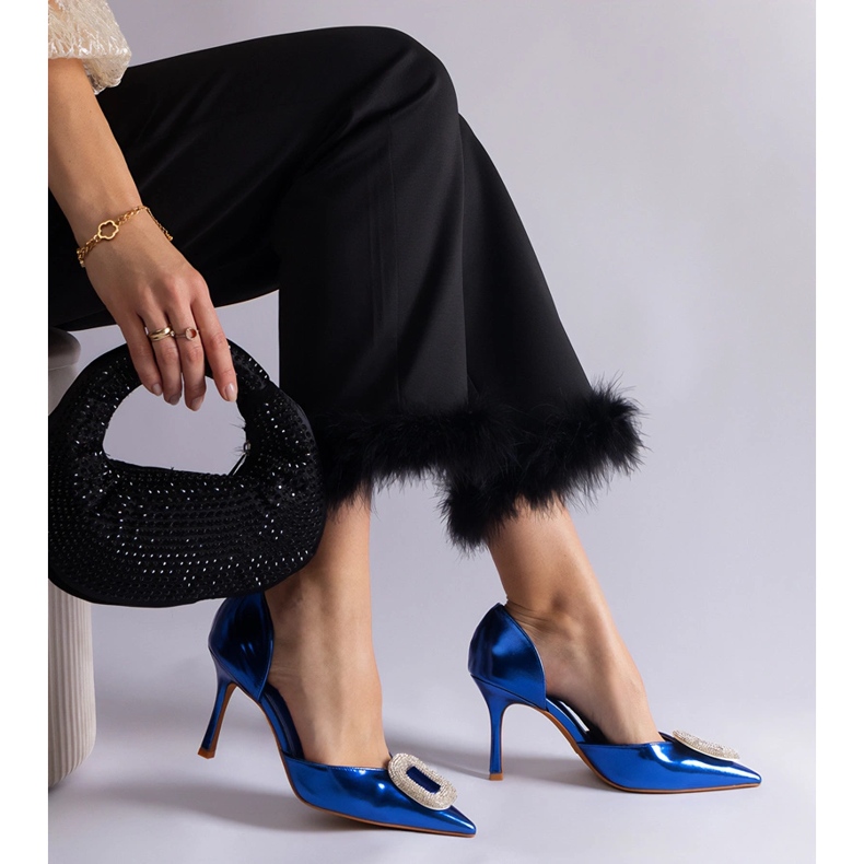 Blå stift dekorerade med zirkoner 1