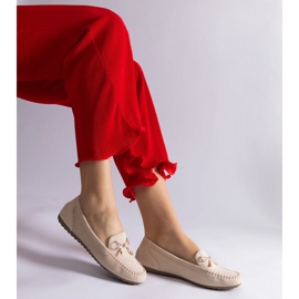Beige loafers med rosett 1