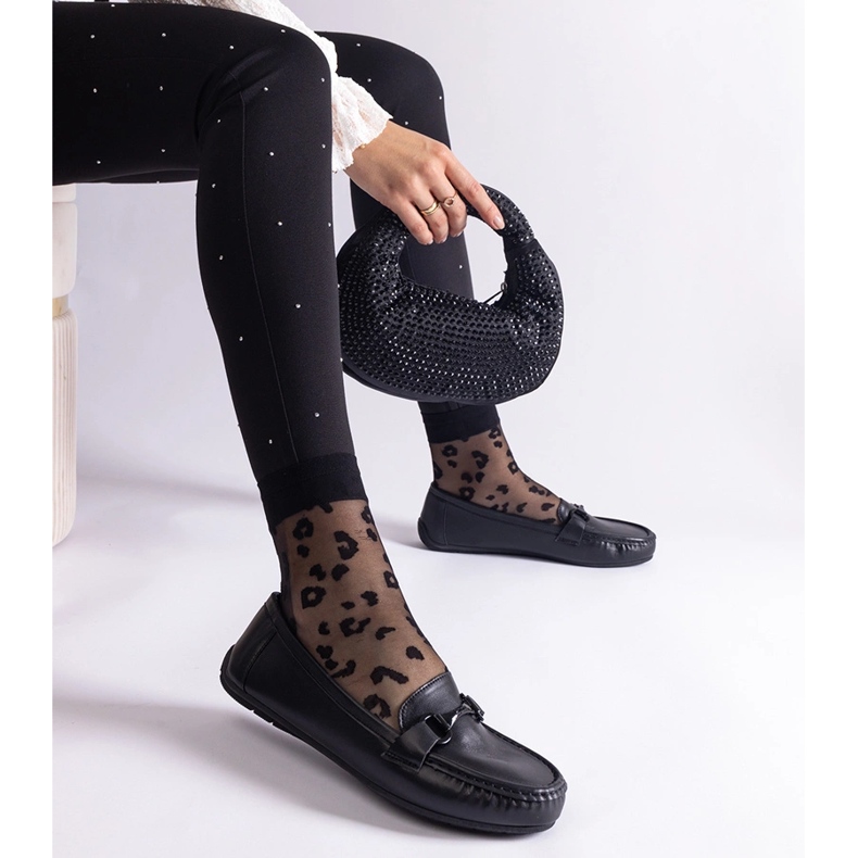 Svarta klassiska mockasiner av ekologiskt läder 1