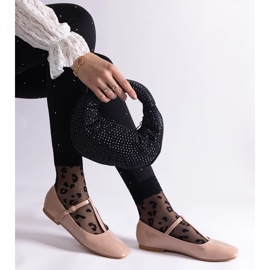 Beige patenterade balettlägenheter med bälte 2