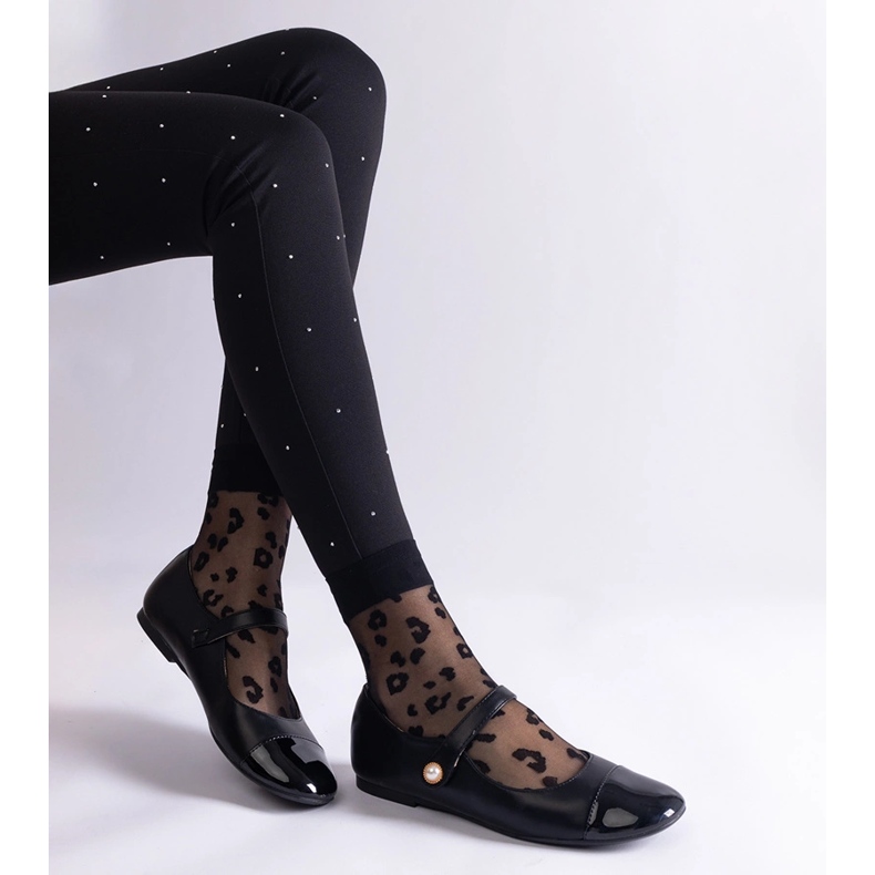 Svarta balettplattor med patenterad tå, fästs med kardborreband 1