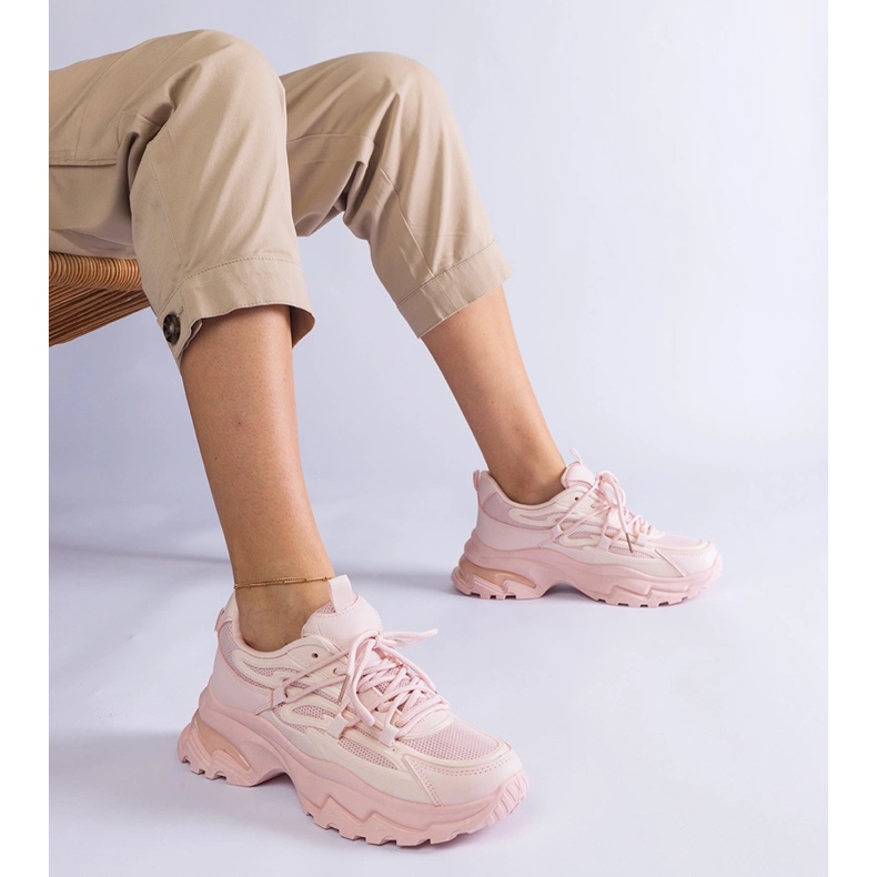 Rosa sportsneakers med massiv sula 1