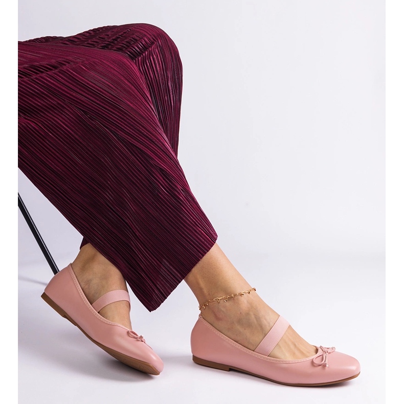 Rosa ballerinor med ett elastiskt band och en dekorativ båge 2