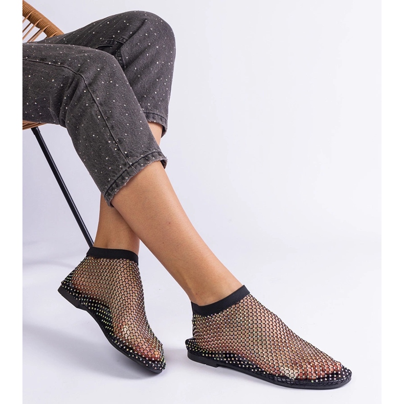 Svarta nätsandaler med zirkoner 2