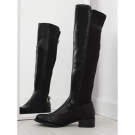 Svarta stövlar med flexibel ovandel 2