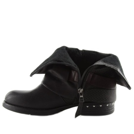 Svarta militärstövlar 5728 svarta 2