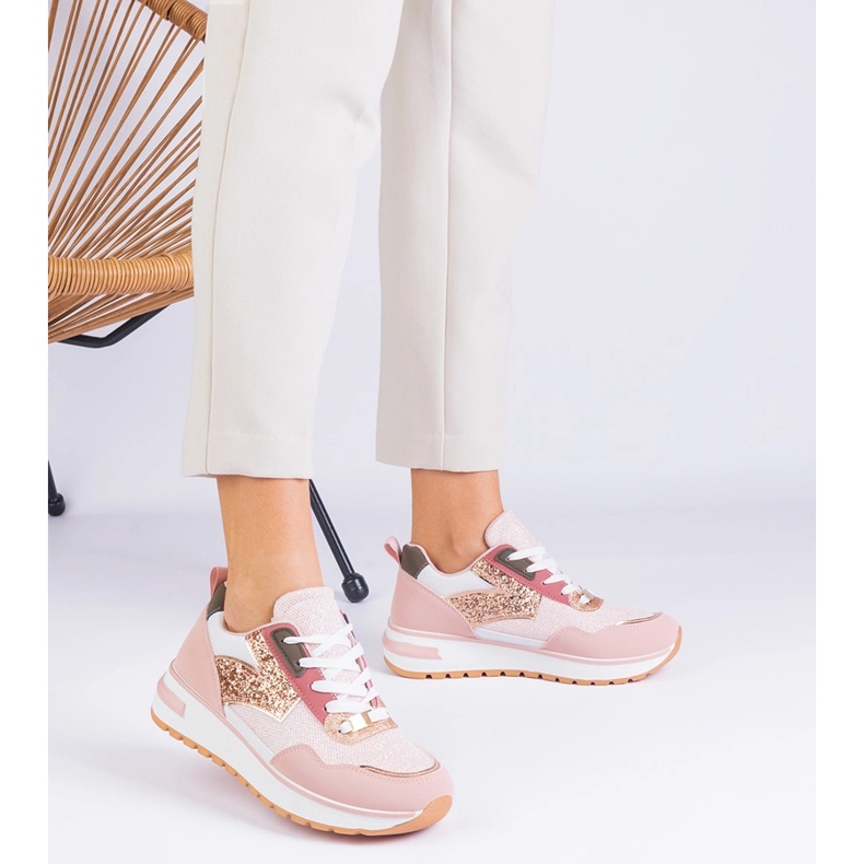 Rosa sneakers på plattformen dekorerad med glitter 1