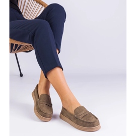 Gröna kvinnors loafers från Ekozamszu 2