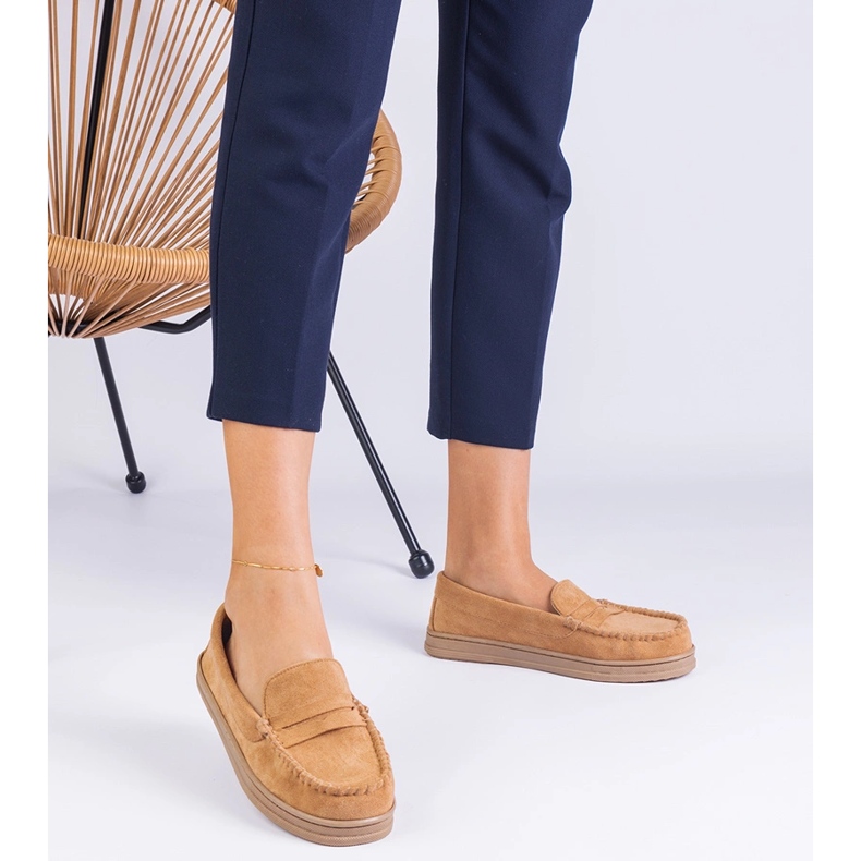 Bruna kvinnors loafers från Ekozamszu 1