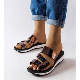 Svarta loafers i läder för kvinnor med tjock sula 2