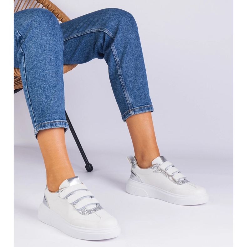 Kvinnors vita och silver sneakers för kardborrborrd dekorerade med glitter 1