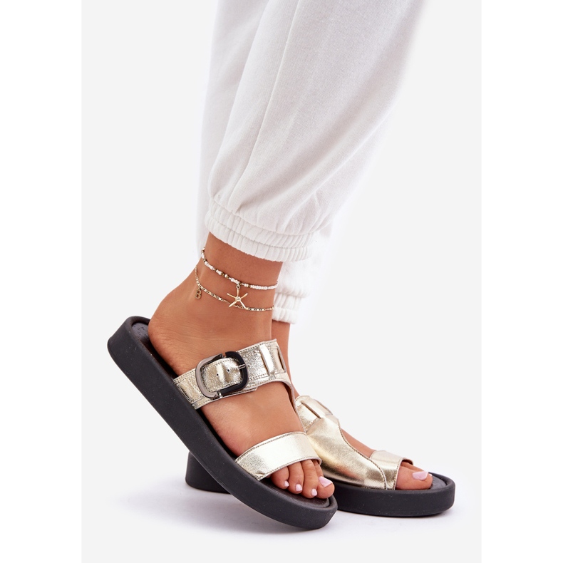 Women's Leather Slippers on the Zazoo 3024 Zloty Platform gyllene 1