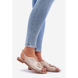 Flat -hanterade lädersandaler med dekorationen av Laura Messi 2865 Zlotys gyllene 1