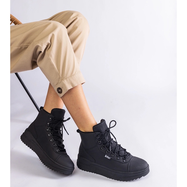 Svarta varma stövlar Lee Cooper LCJ-23-31-3028L 2