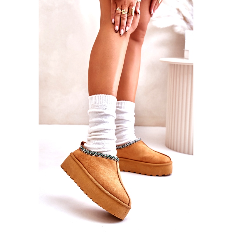 Kvinnors tofflor på plattformen med kamelbroderi beige 2