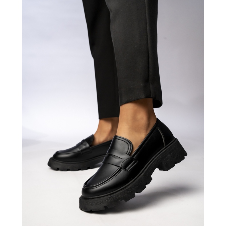 Kvinnor via Giulia Nero Loafers svart 1