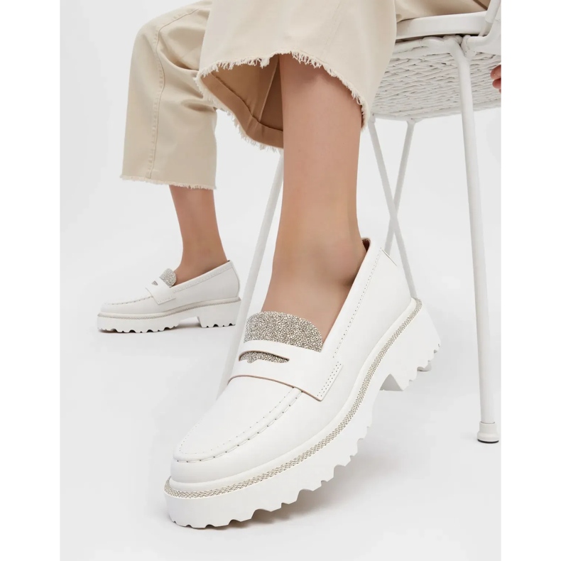 Kvinnors diamant vita loafers 2