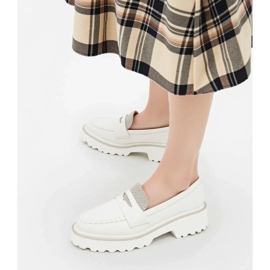 Kvinnors diamant vita loafers 1