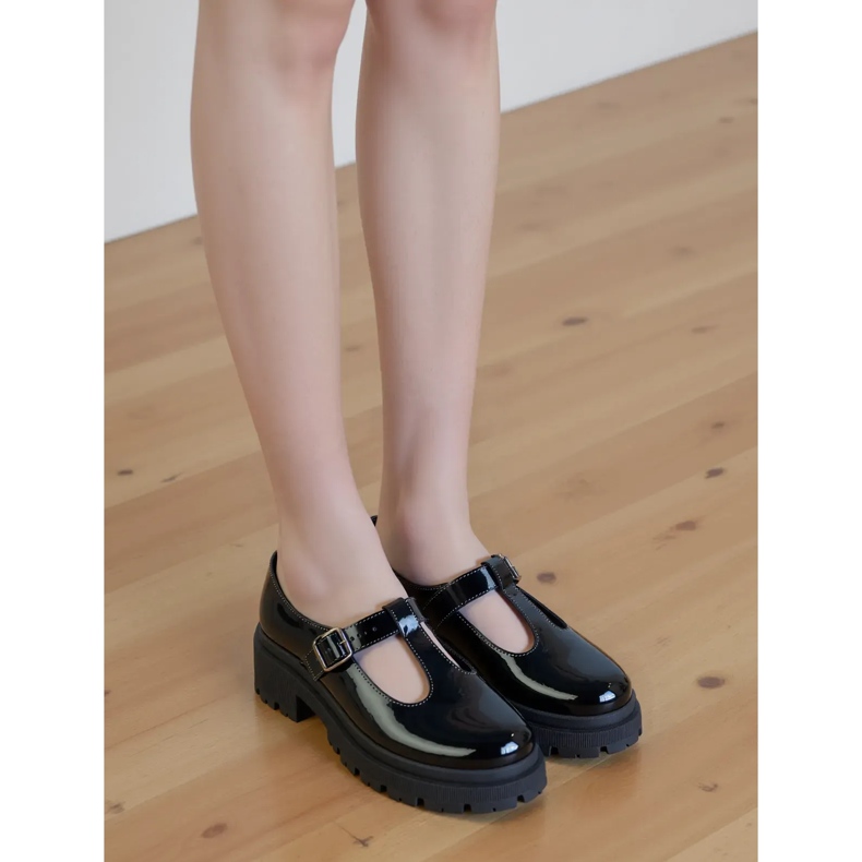 Kvinnors lyxiga svarta skor 2