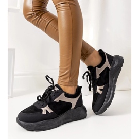 D/GMR Svarta sneakers med gyllene Davis-accenter 1