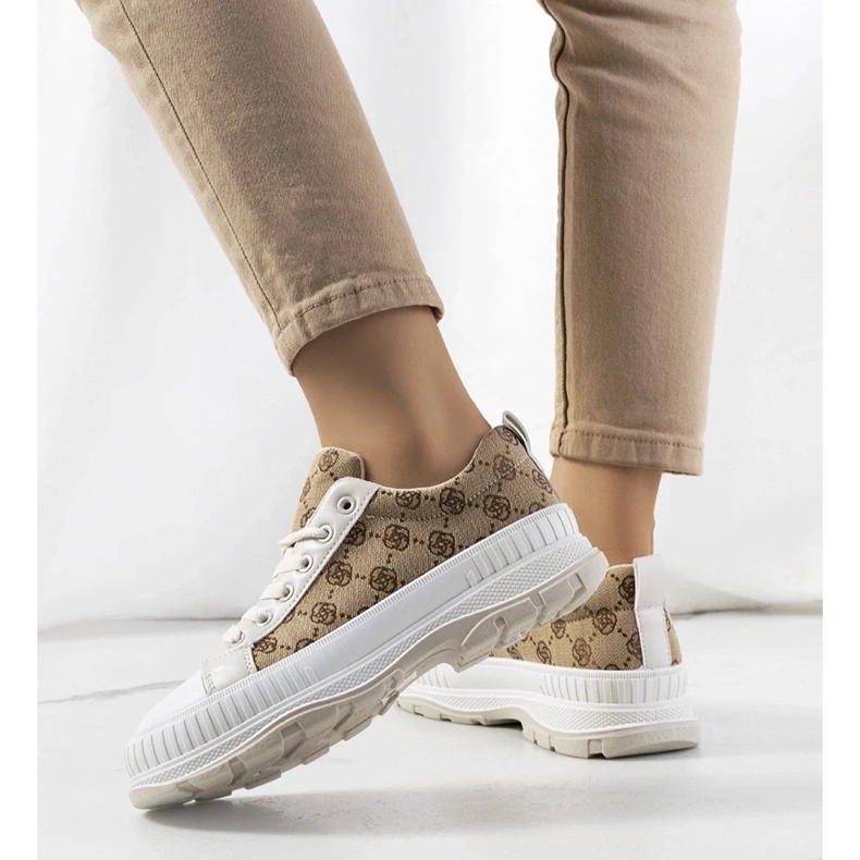 D/GMR Beige sneakers på Meliko-plattformen 2