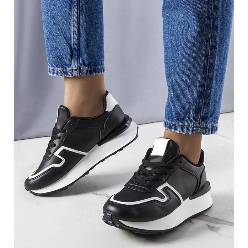 D/GMR Svarta platåsneakers från Blanche 1