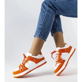 D/GMR Orange sneakers med kombinerade material från Hila 2
