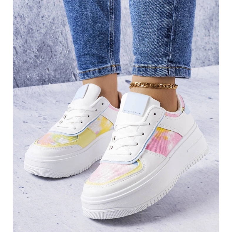 D/GMR Vita och blå platåskor från Heloise 1