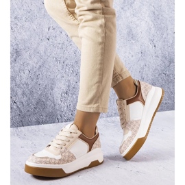 D/GMR Bruna sneakers dekorerade med Grandbois monogram 1