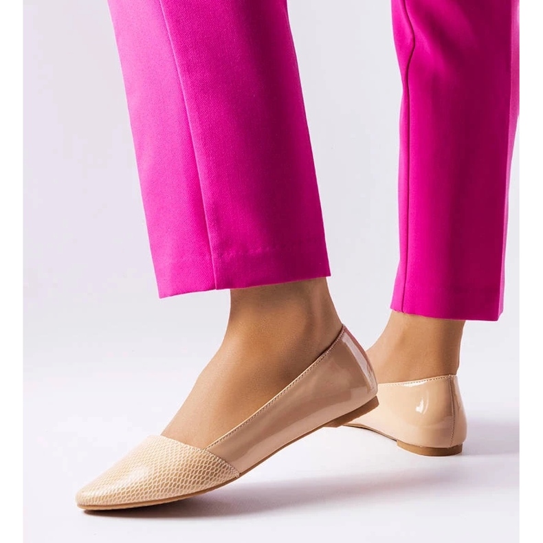 D/GMR Beige eleganta ballerinor från Riel 2