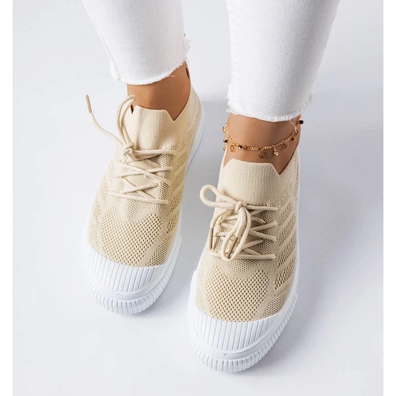 D/GMR Beige sneakers i stretchtyg från Polaire 2