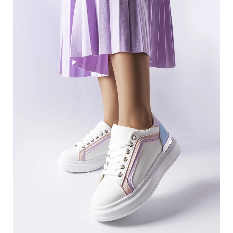 D/GMR Vita sneakers med tjock sula från Soucy 2