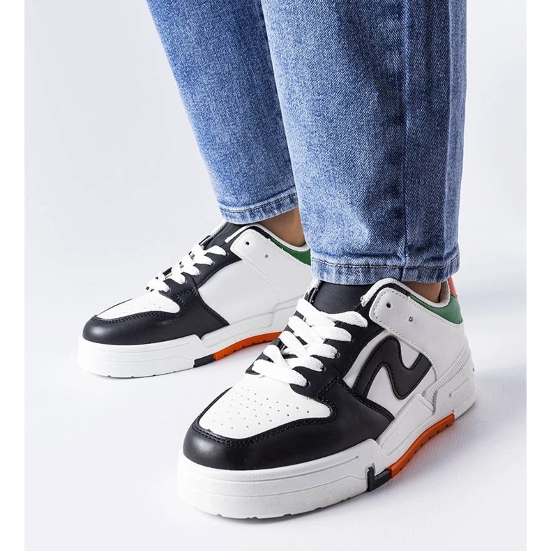 D/GMR Svarta och vita stövlar med tjockare sula från Harter 1