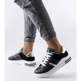 D/GMR Svarta sneakers med inlägg från Deans 1