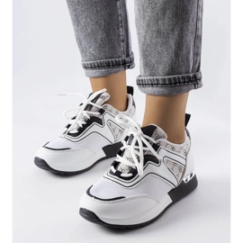 D/GMR Vita sneakers med guldinslag från Bedord 1